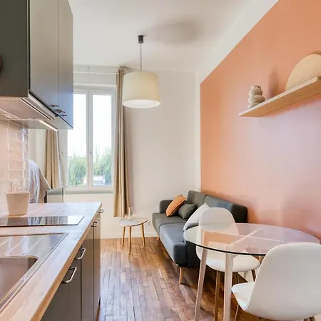 T2 Design Refait A Neuf Rer C Direct Paris Apartment *