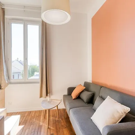 Apartment T2 Design Refait A Neuf Rer C Direct Paris *