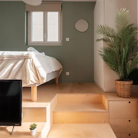 T2 Design Refait A Neuf Rer C Direct Paris Choisy-le-Roi